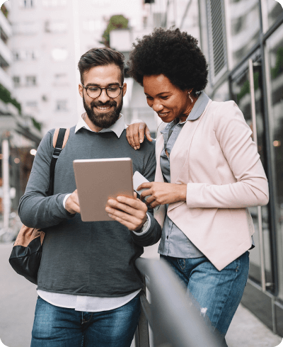 couple looking at ipad